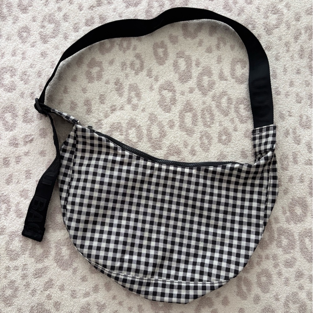 Baggu Medium Crescent bag